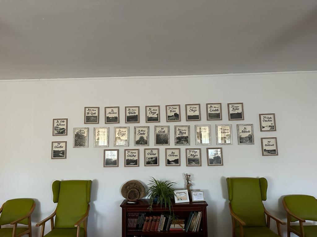 La Casa Barata, Casa Rural Cedillo Kültér fotó