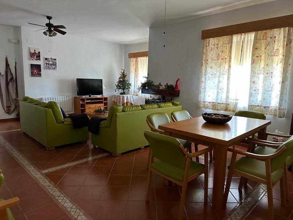 La Casa Barata, Casa Rural Cedillo Kültér fotó