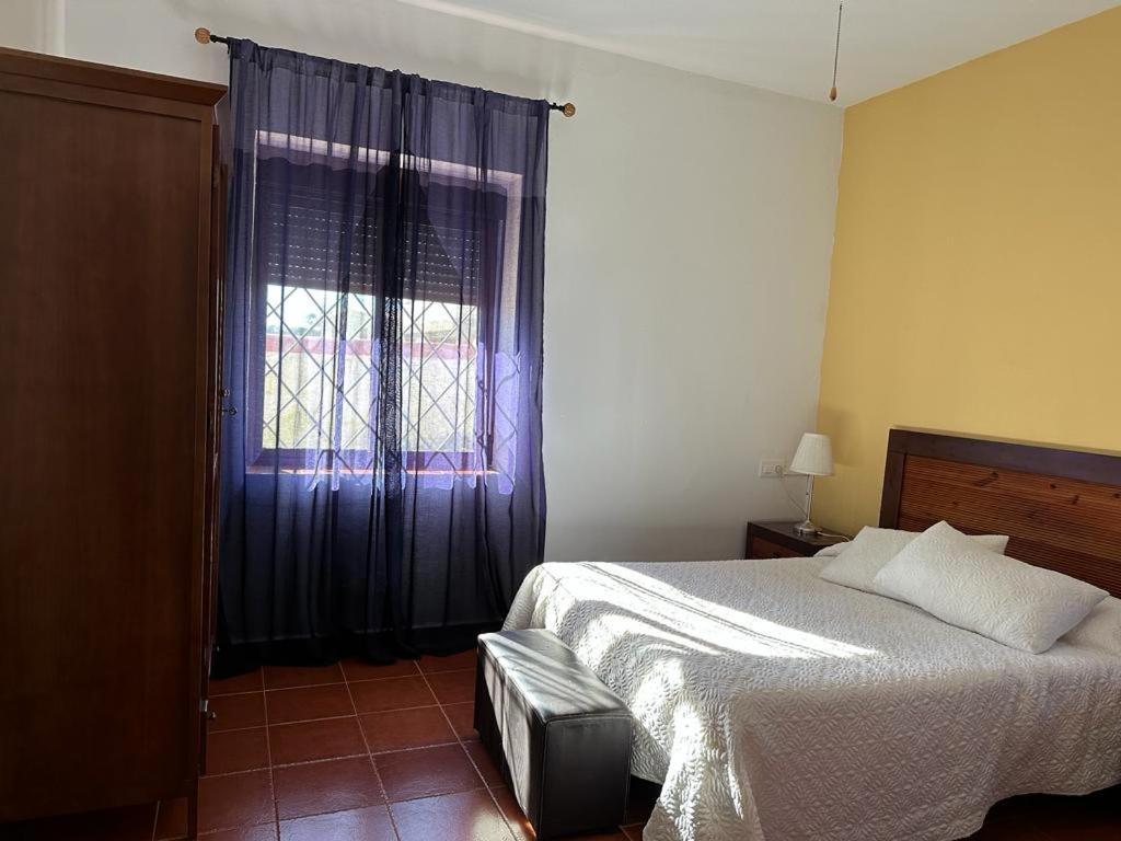 La Casa Barata, Casa Rural Cedillo Kültér fotó